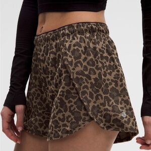 Lululemon Swiftly Mid-Rise Leopard Print Shorts 3”